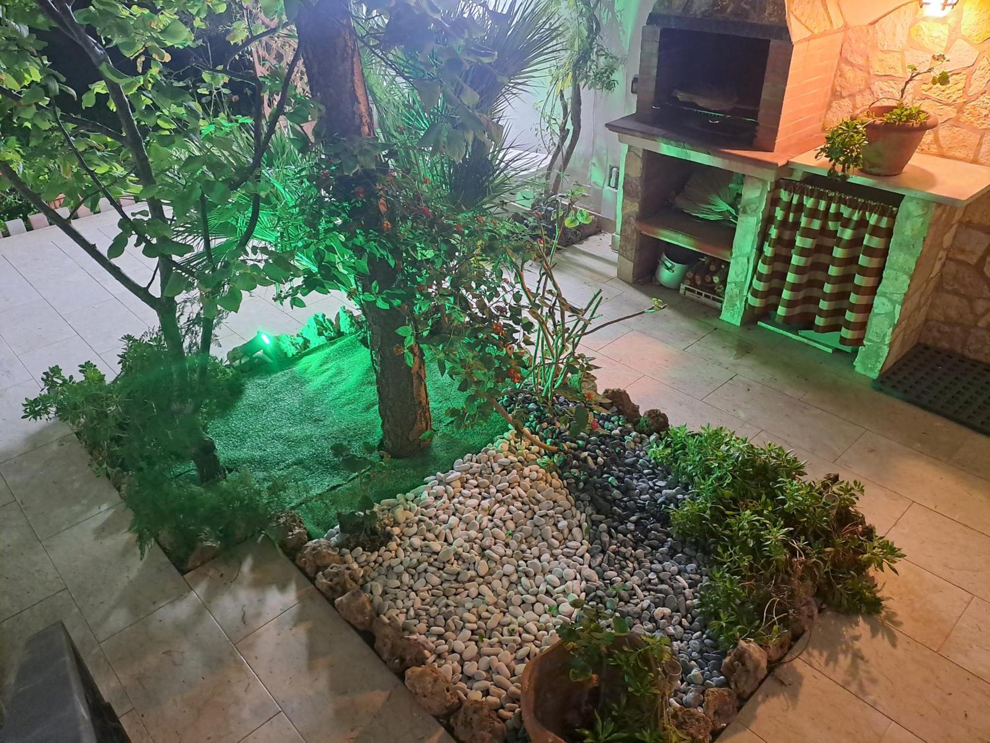 Giardino Fiorito Apartment Trapani Bagian luar foto