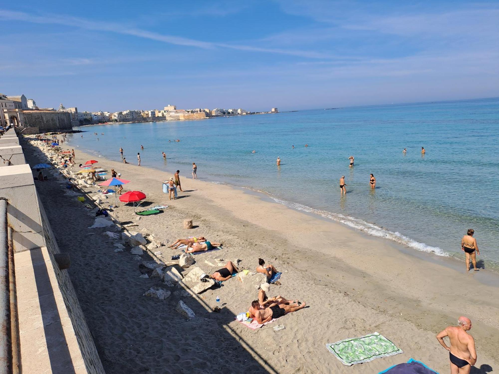 Giardino Fiorito Apartment Trapani Bagian luar foto