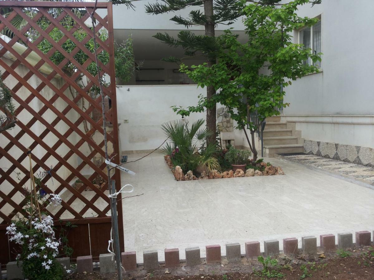 Giardino Fiorito Apartment Trapani Bagian luar foto