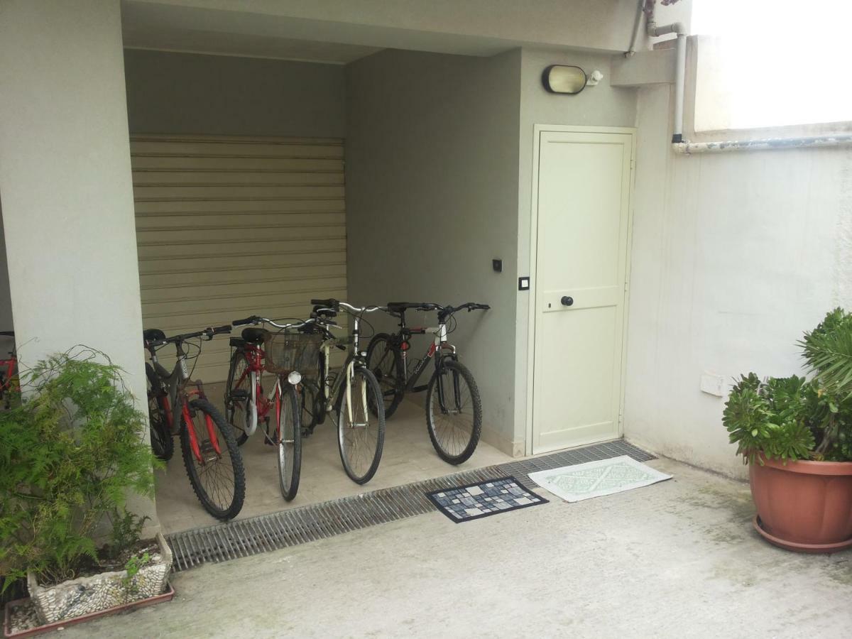 Giardino Fiorito Apartment Trapani Bagian luar foto